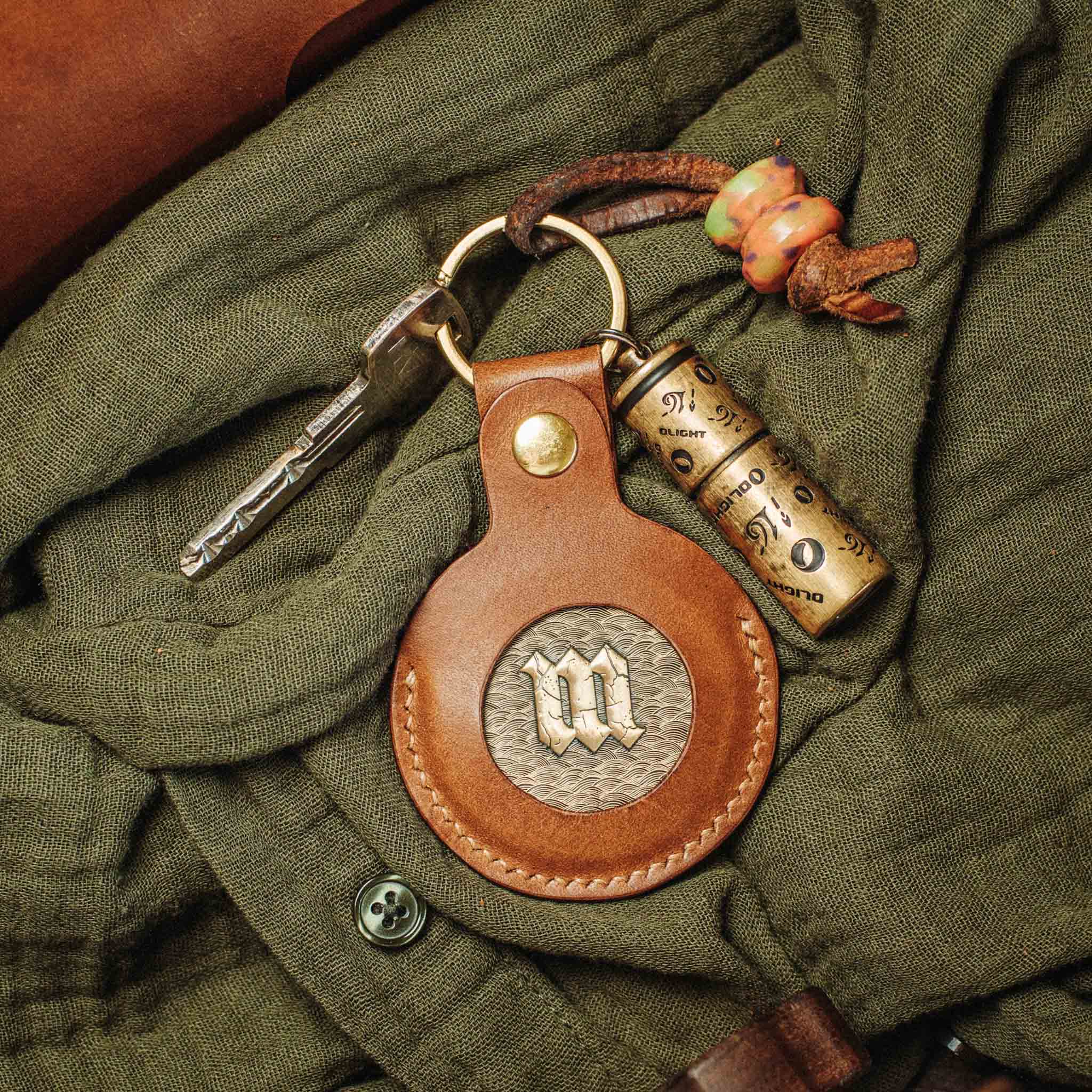 Peso Pocket v2 Light - Round challenge coin holder - Pirate Goods