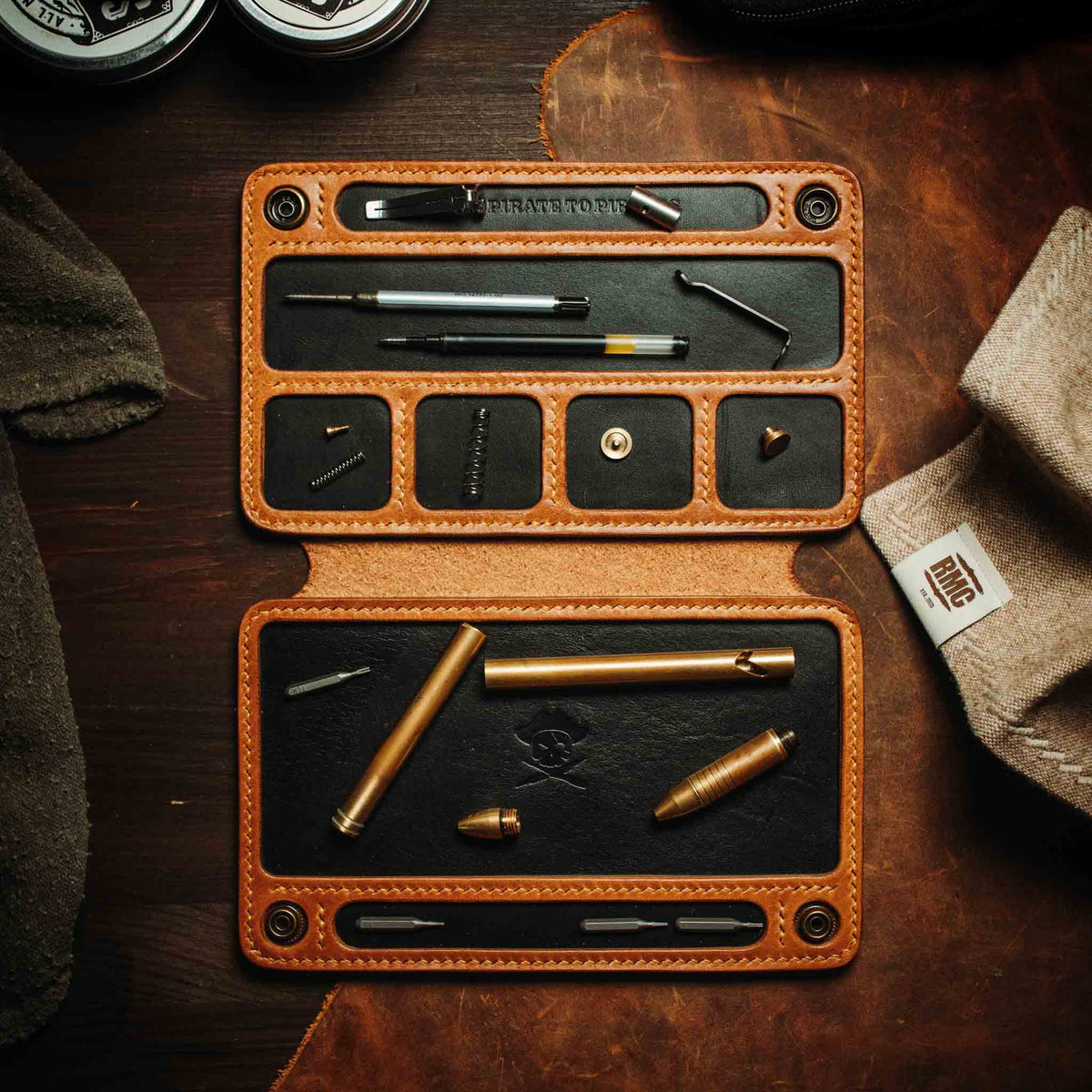 Shipyard - Knife Maintenance Workspace in Caramel & Black - Pirate Goods