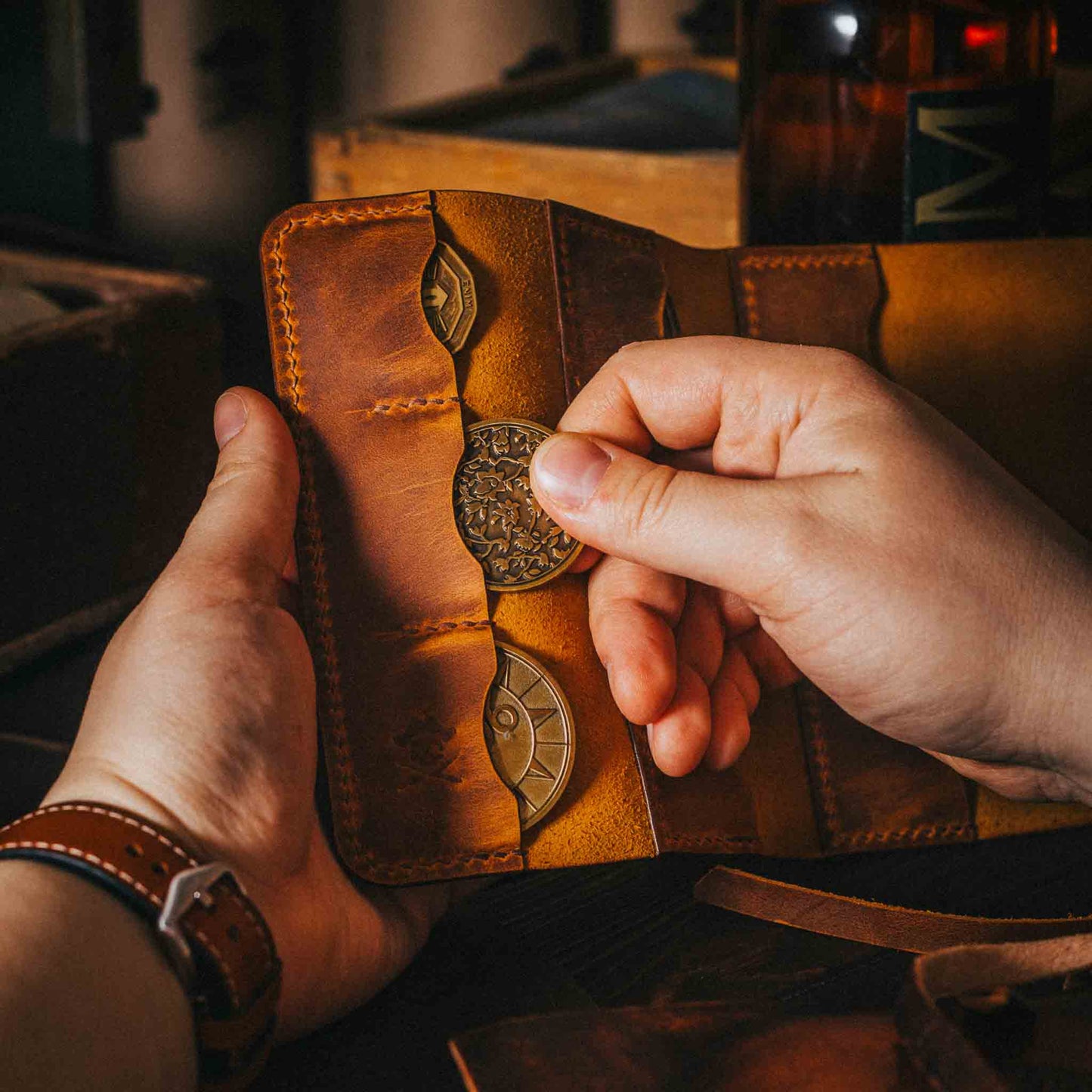 The Peso Pouch 9 - Challenge coin leather pouch