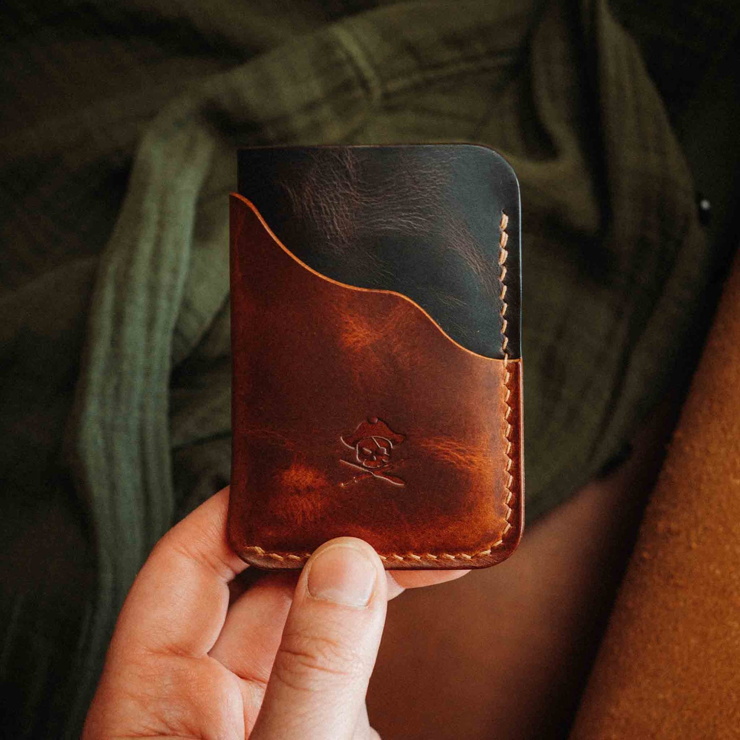 Venturer v2 – Minimalist Leather Wallet Review & 2026 Buying Guide Pirate Goods
