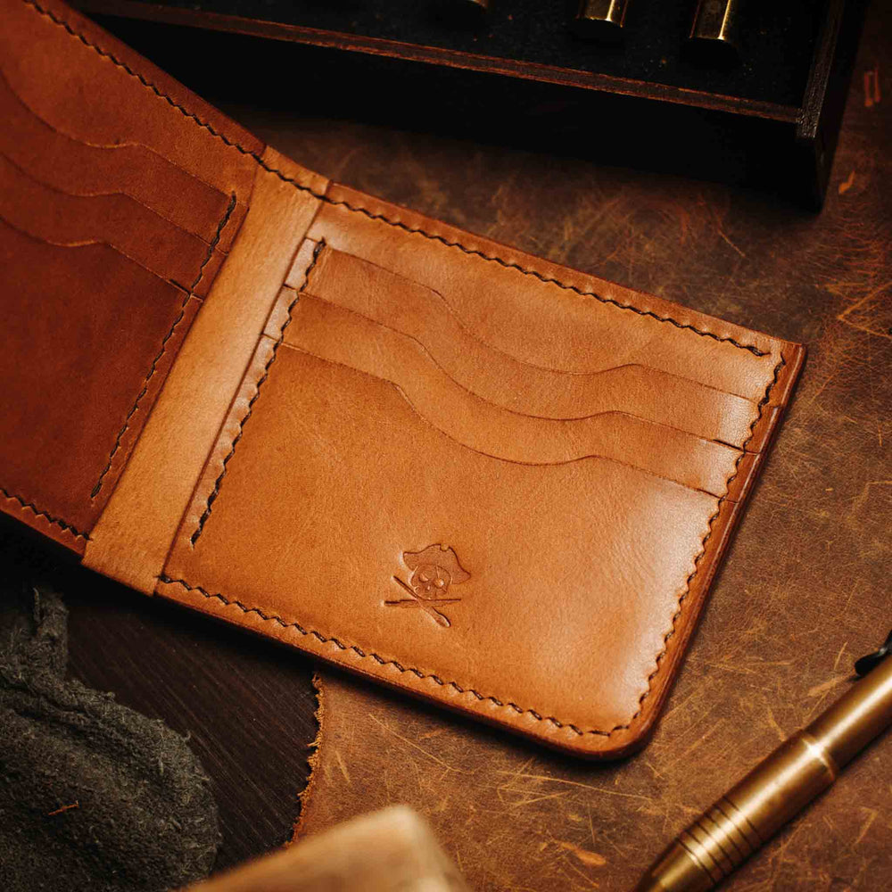 
                  
                    Captain v3 - Classic Bifold Leather Wallet
                  
                