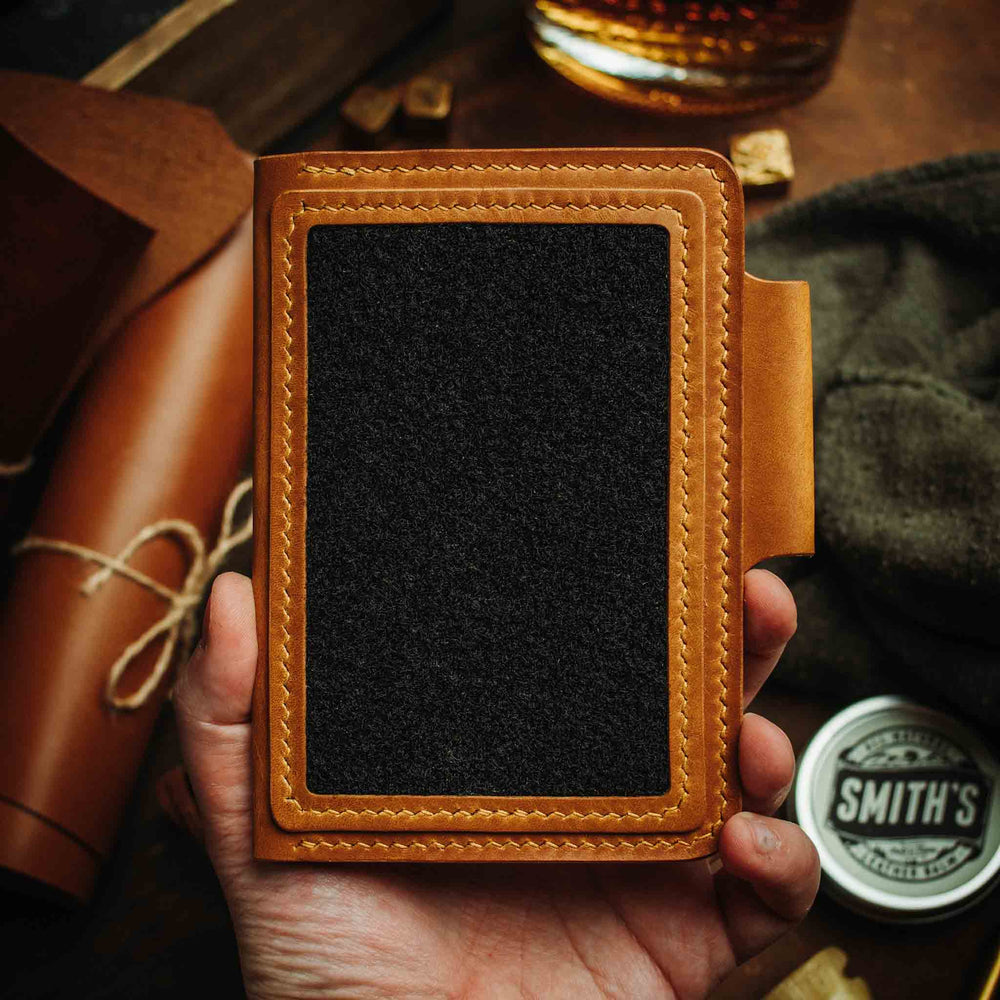 
                  
                    Quartermaster v2 - Passport EDC Leather Travel Wallet
                  
                