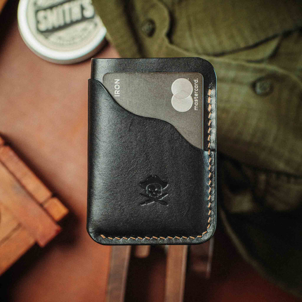 
                  
                    Venturer v2 - Minimalist Leather Card Holder
                  
                