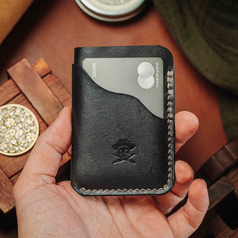 
                  
                    Venturer v2 - Minimalist Leather Card Holder
                  
                