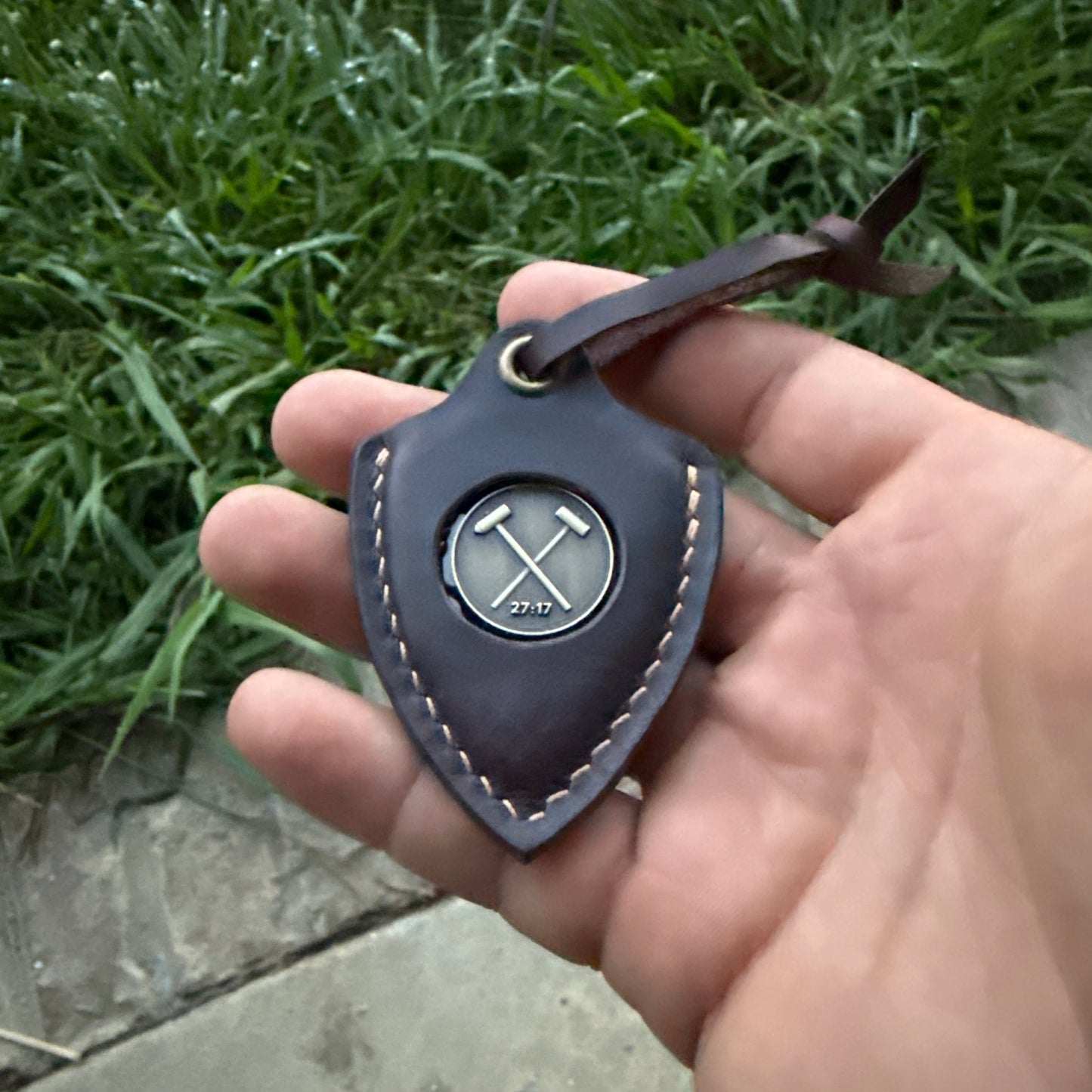 Men's Alliance coin holder showing cut-out window with crossed hammers MA logo visible