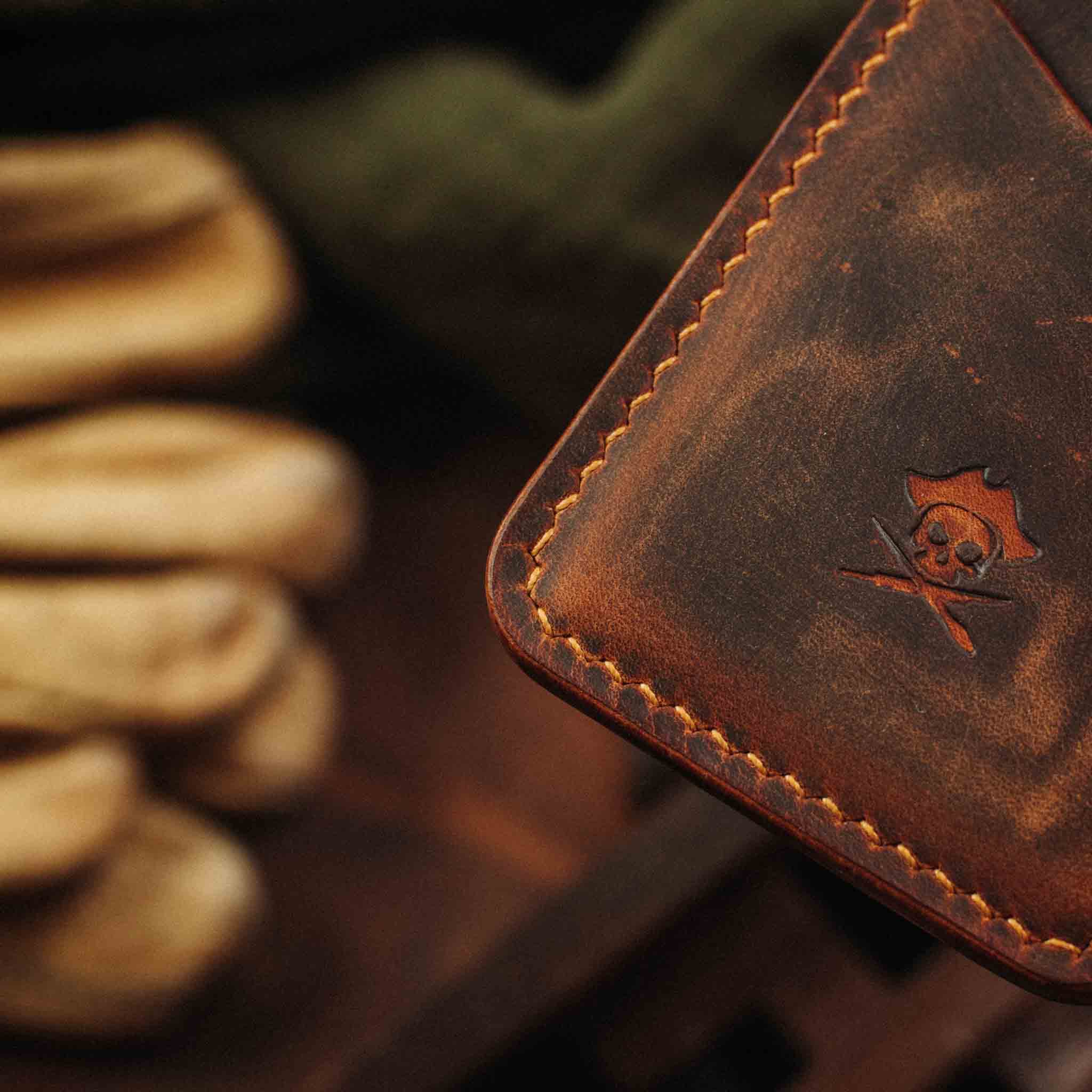 お歳暮 人気 Pirate Goods - Premium handcrafted leather goods 小物