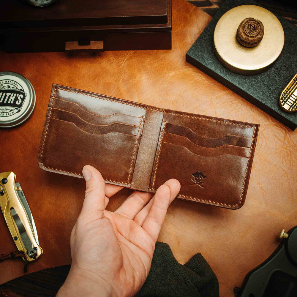 
                  
                    Captain v3 - Classic Bifold Leather Wallet
                  
                