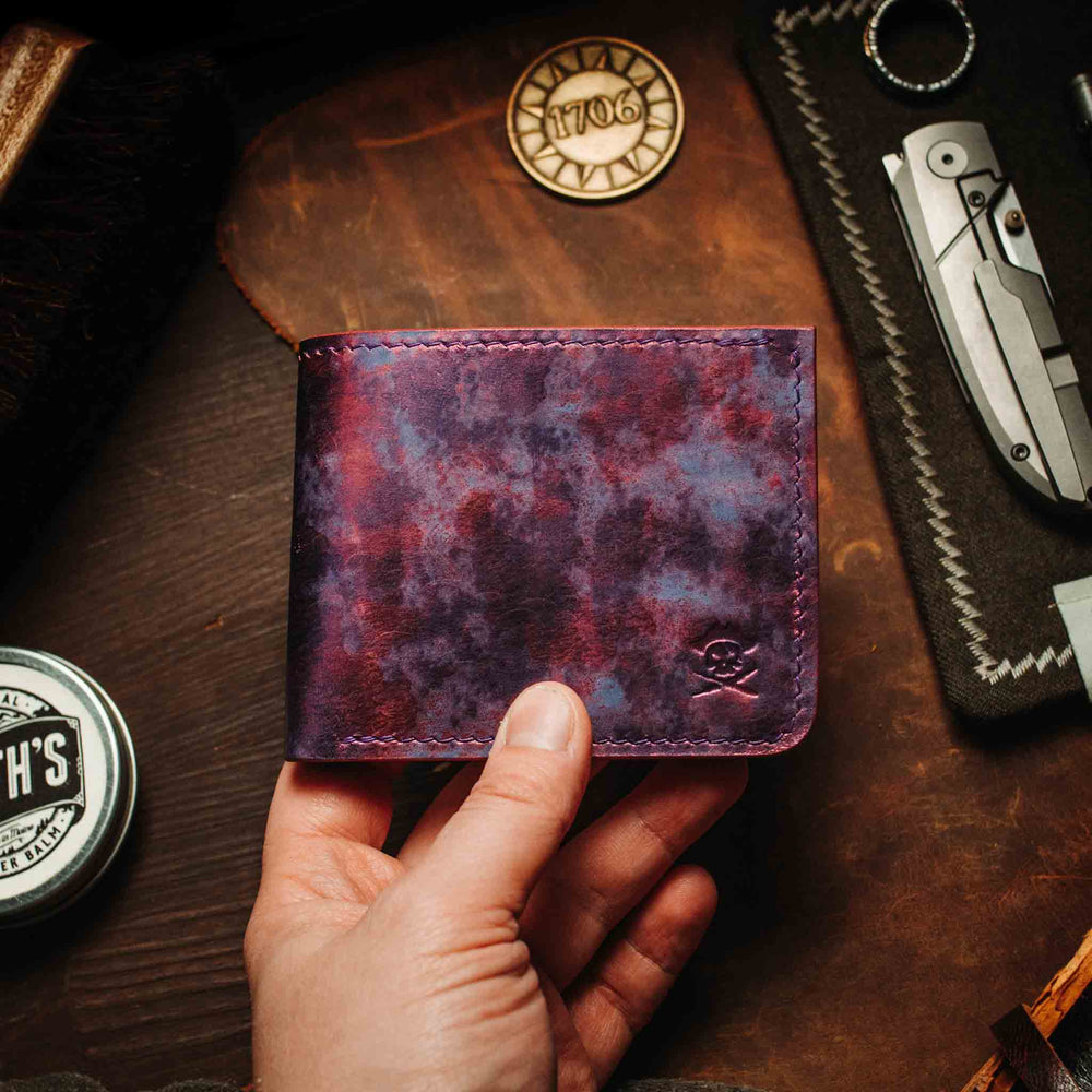 
                  
                    Captain v3 - Classic Bifold Leather Wallet
                  
                