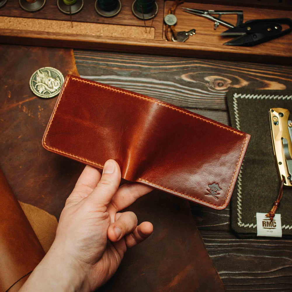 
                  
                    Captain v3 - Classic Bifold Leather Wallet
                  
                