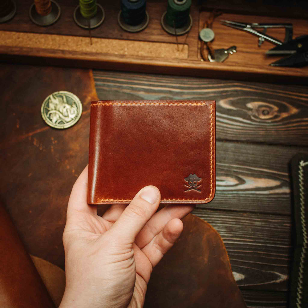 
                  
                    Captain v3 - Classic Bifold Leather Wallet
                  
                