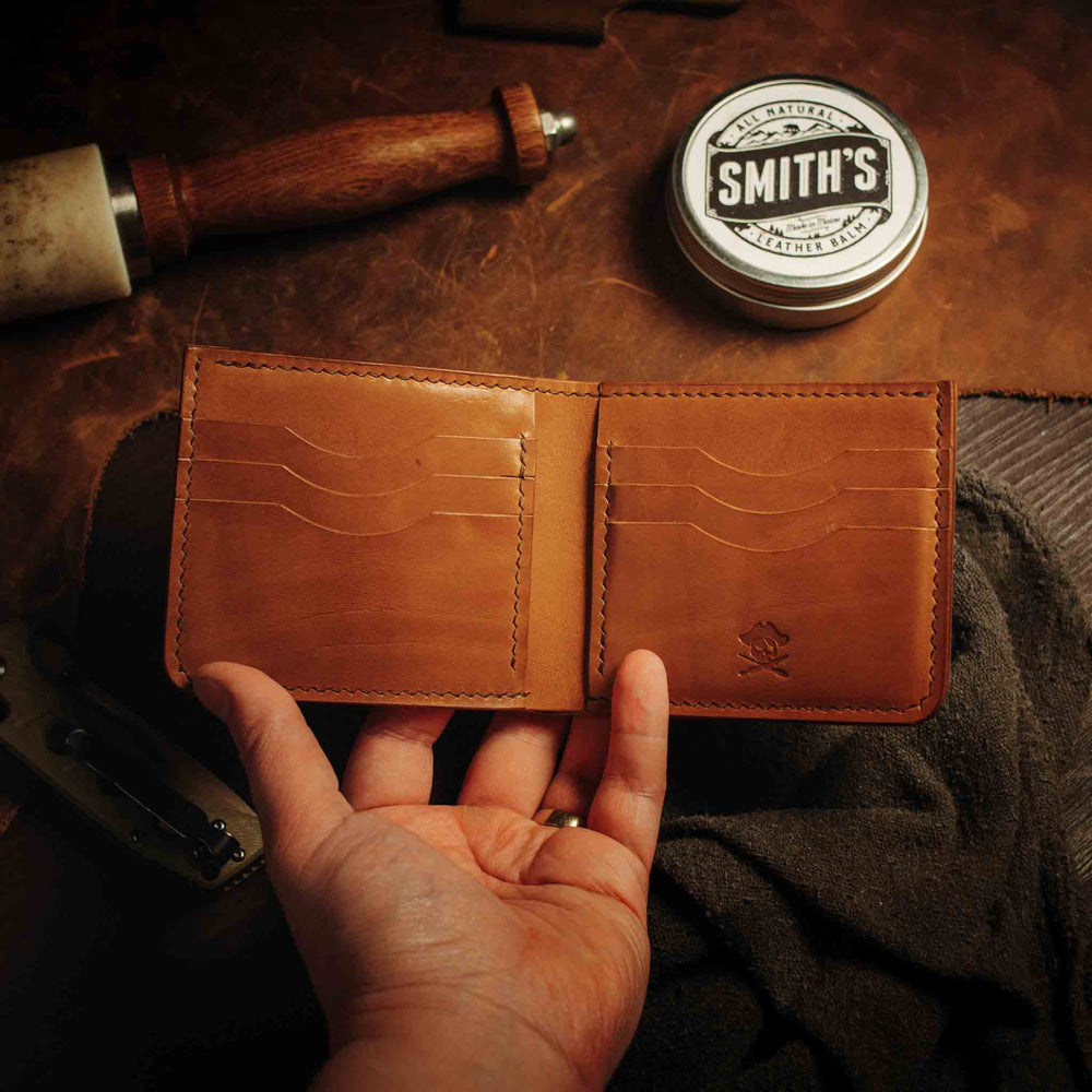 
                  
                    Captain v3 - Classic Bifold Leather Wallet
                  
                