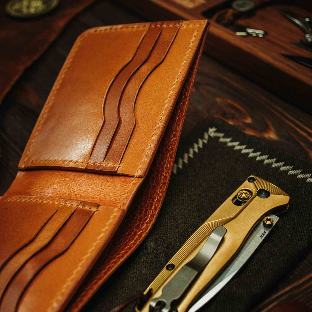 
                  
                    Captain v3 - Classic Bifold Leather Wallet
                  
                