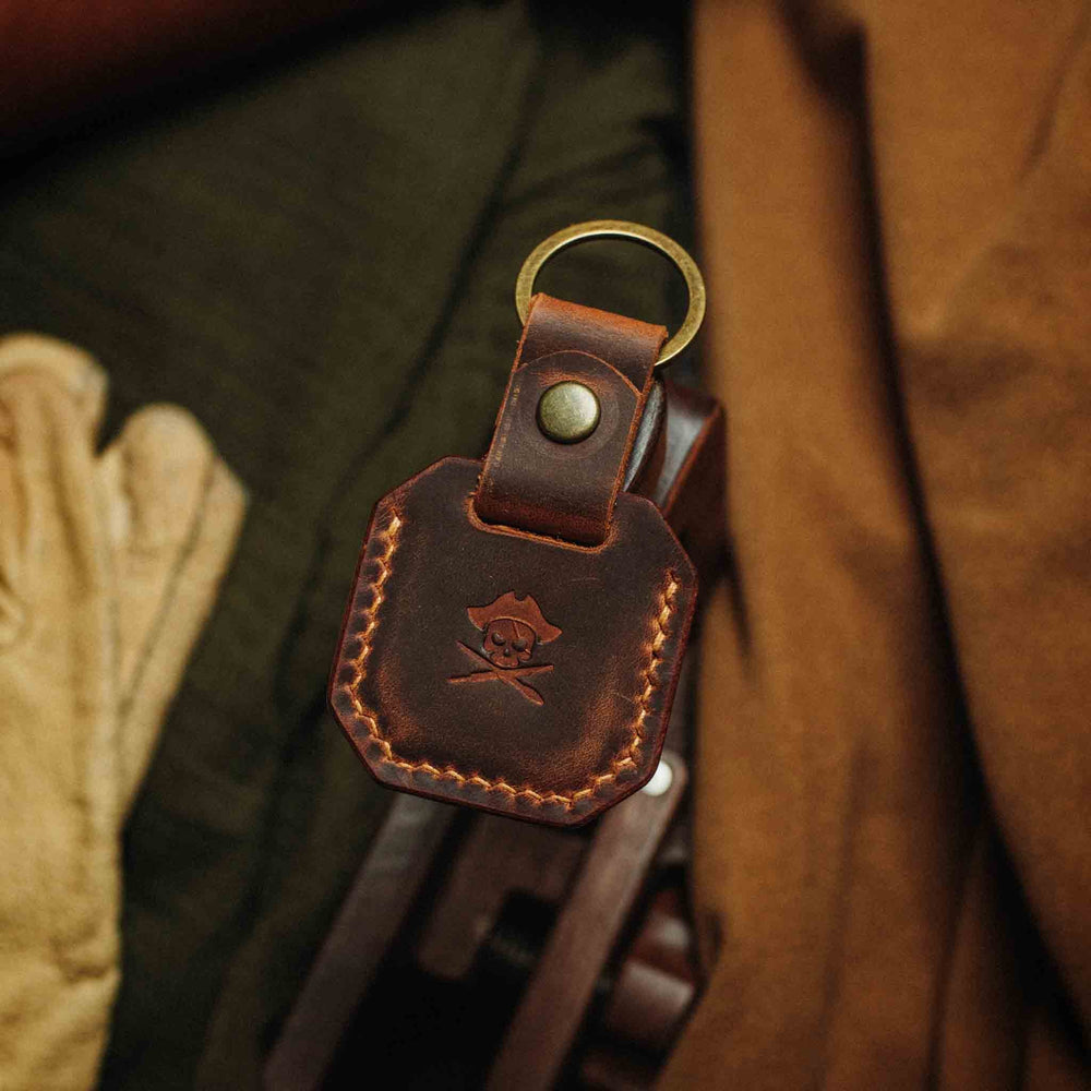 
                  
                    Compass - Apple airtag EDC leather keychain
                  
                