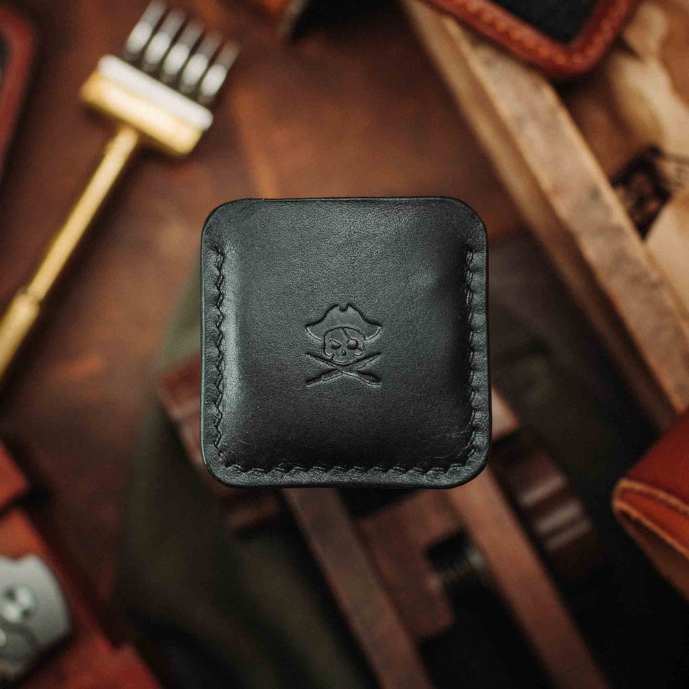 
                  
                    Peso Pocket v3 - Challenge Coin Leather Slip
                  
                