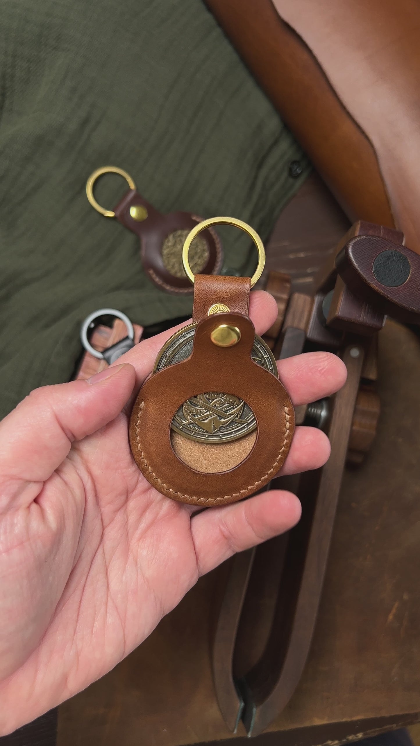 Challenge Coin Keychain - Peso Pocket v5 | EDC Leather Coin Holder