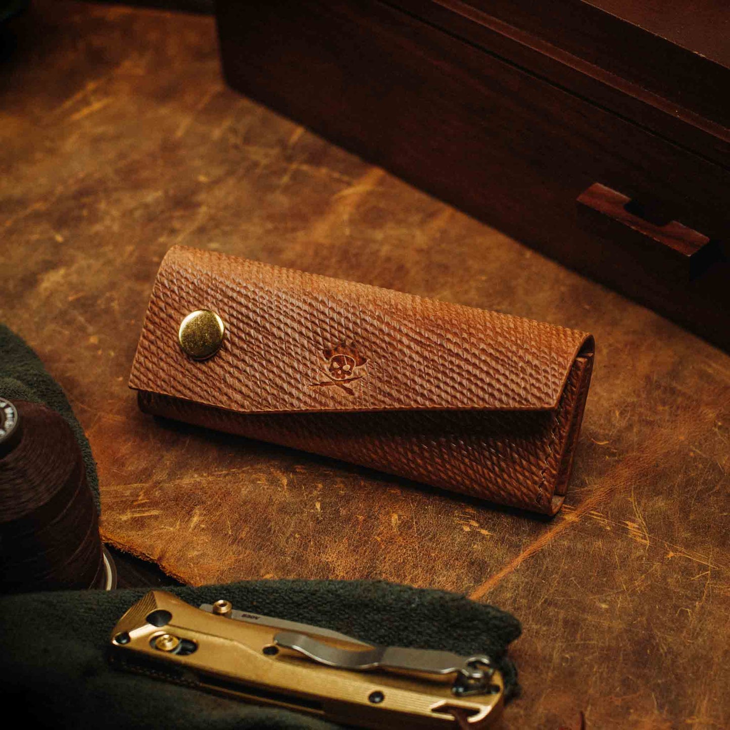 
                  
                    Sailor v2 - Knife Pouch in Shell Cordovan Brown
                  
                
