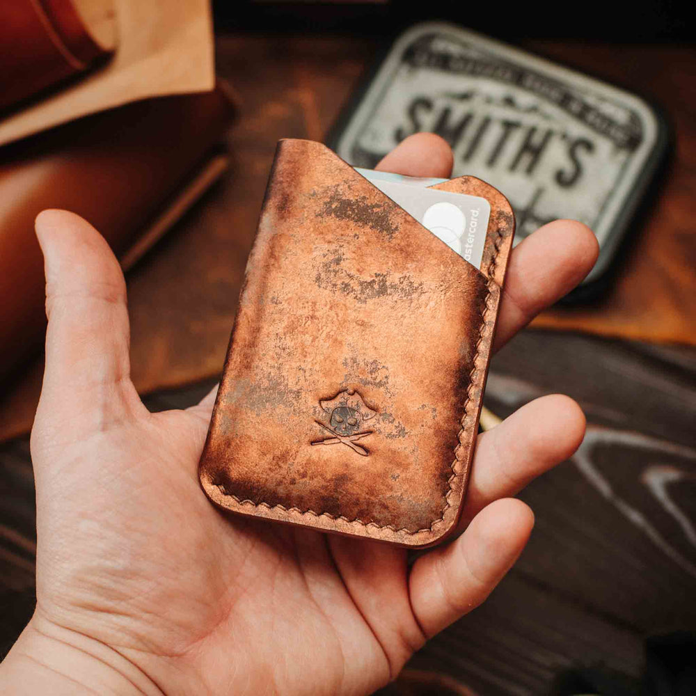 
                  
                    Venturer - Minimalist EDC Leather Wallet
                  
                