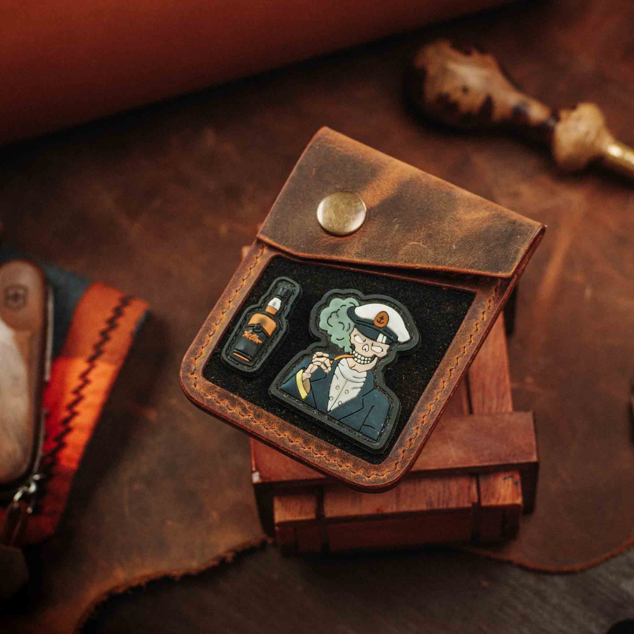 Voyager v2 - Flap EDC Leather Velcro Wallet - Pirate Goods