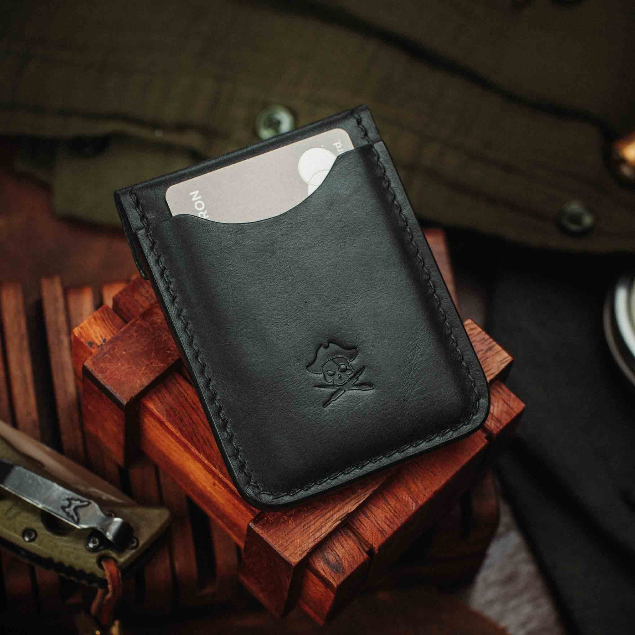 Voyager v2 - Flap EDC Leather Velcro Wallet - Pirate Goods