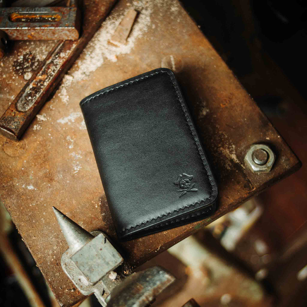 
                  
                    Buccaneer - Bifold Slim EDC Leather Wallet
                  
                