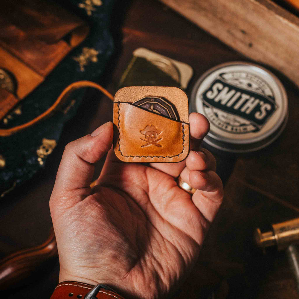 
                  
                    Peso Pocket - Premium Challenge Coin Holder
                  
                