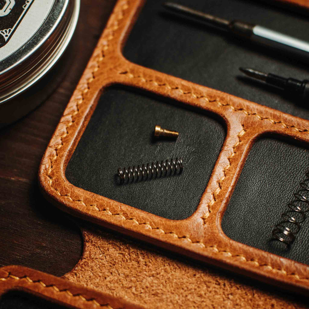 Shipyard - Knife Maintenance Workspace in Tan & Black - Pirate Goods