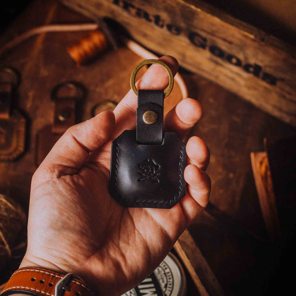 
                  
                    The Compass - Apple airtag EDC leather keychain
                  
                