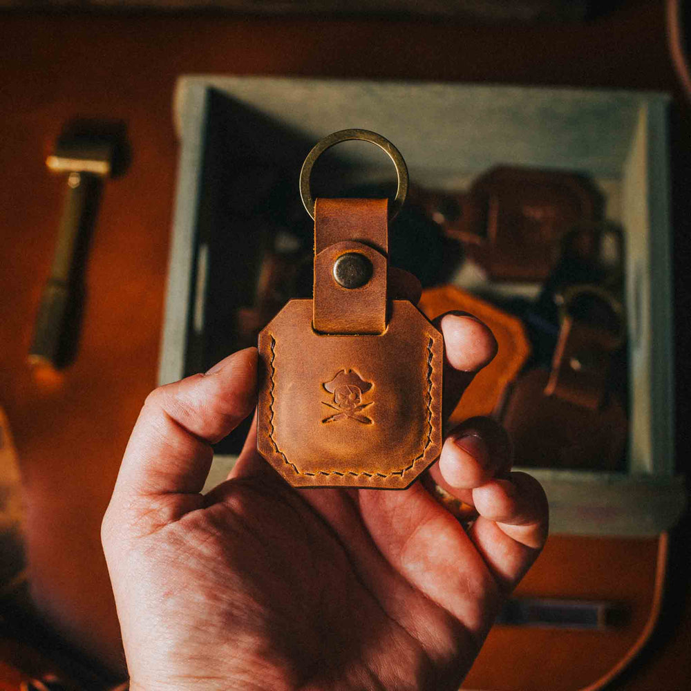 The Compass - Apple airtag EDC leather keychain