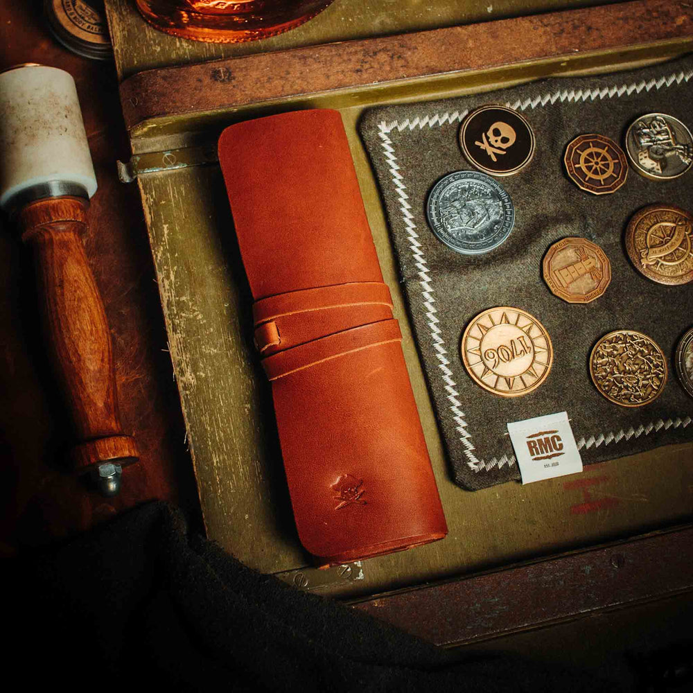 
                  
                    The Peso Pouch 12 - Challenge coin leather pouch
                  
                