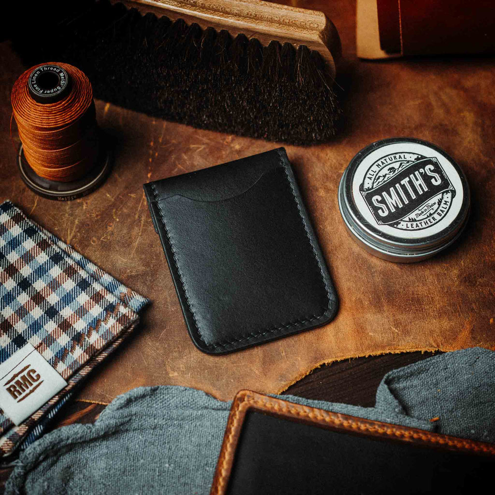 
                  
                    Voyager - Flap EDC Leather Wallet
                  
                