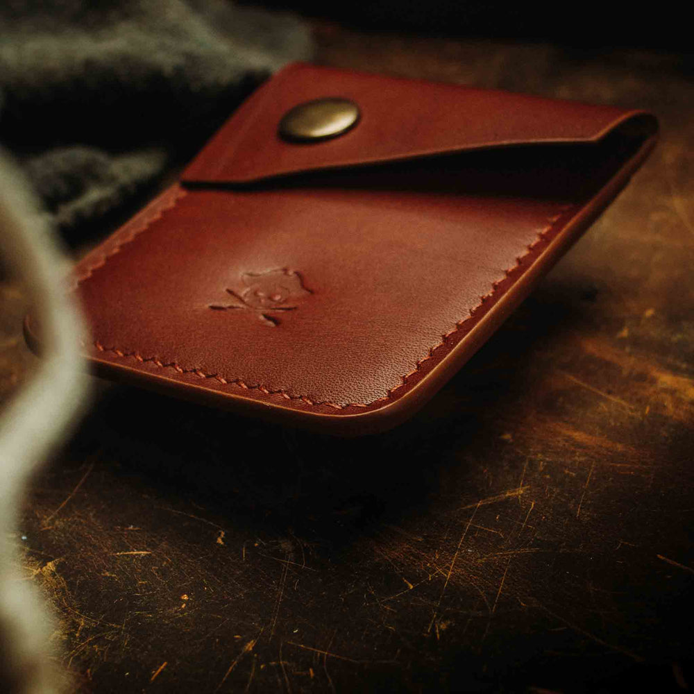 
                  
                    Voyager - Flap EDC Leather Wallet
                  
                
