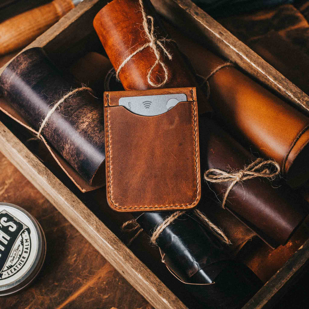 
                  
                    Voyager - Flap EDC Leather Wallet
                  
                